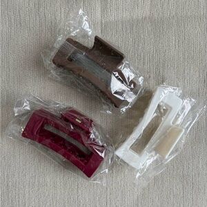 Set of Three Flexible Claw Clips New Condition
